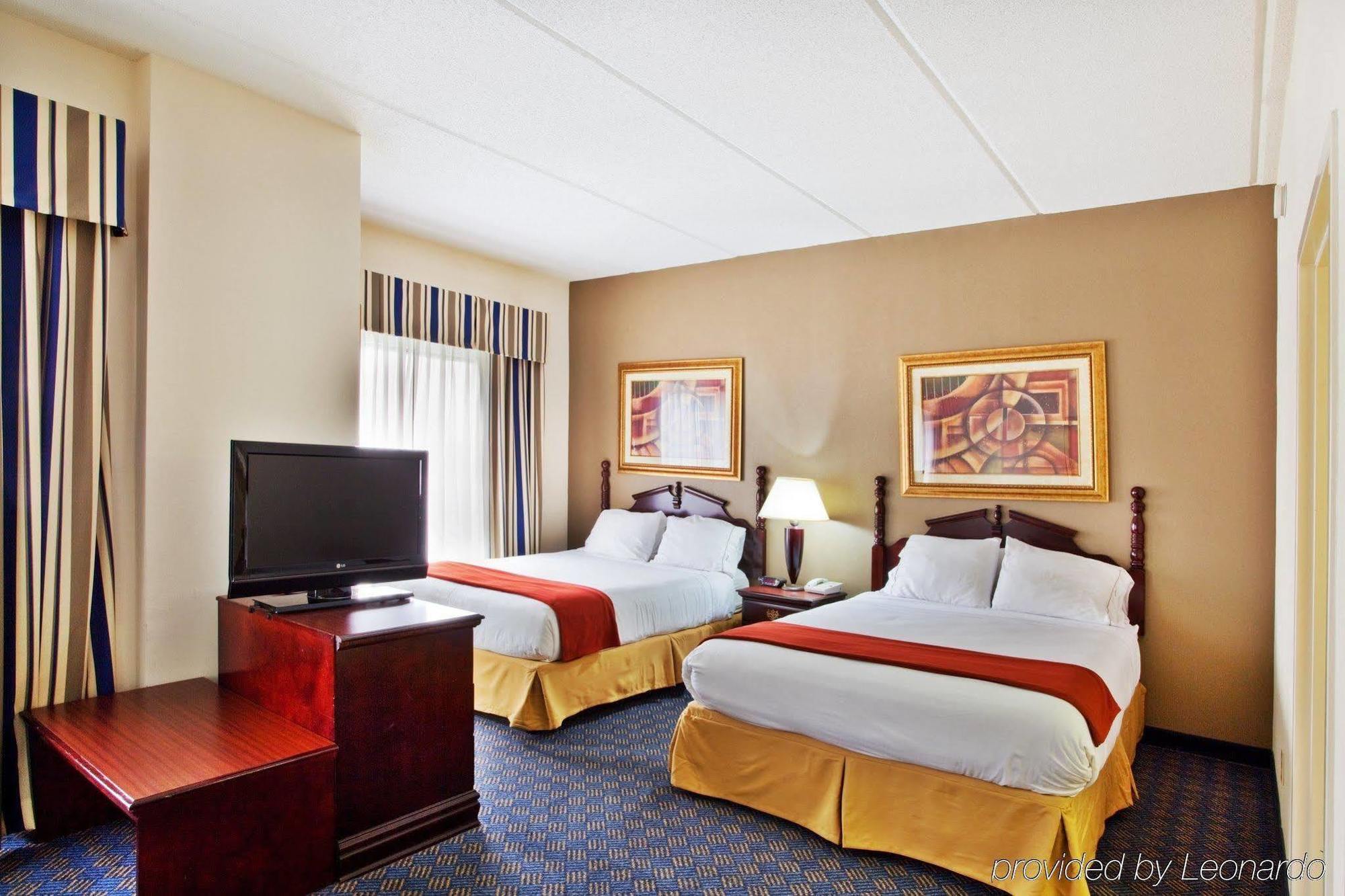 Holiday Inn Express Hotel & Suites Lawrenceville By Ihg Buitenkant foto
