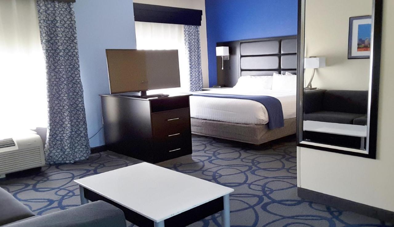 Holiday Inn Express Hotel & Suites Lawrenceville By Ihg Buitenkant foto